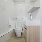 Appartamento Seabreeze Flat 1 W Jacuzzi By Homely!
