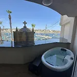 Appartamento Seabreeze Flat 1 W Jacuzzi By Homely! St. Paul's Bay