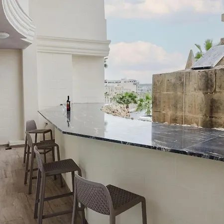 Seabreeze Flat 1 By Homely Malta! Apartment *