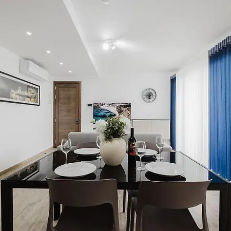 Seabreeze Flat 1 By Homely Malta!